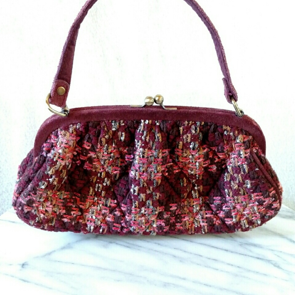 EUC Petite tweed kisslock Vera Bradley clutch-handbag.